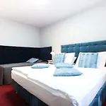 Maroli Hotel 3*
