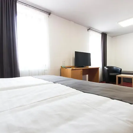 Maroli 3*