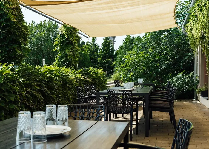 Maroli Hotel