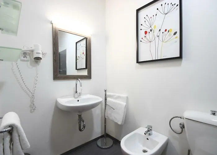 Maroli Hotel
